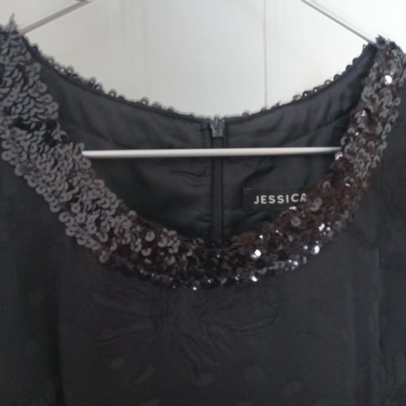 Little black dress Jessica size 6 with sequin trim - Picture 2 of 9